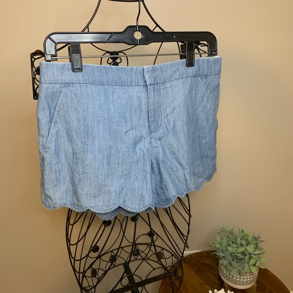 Club Monaco | Amber Short - Picture 7 of 13